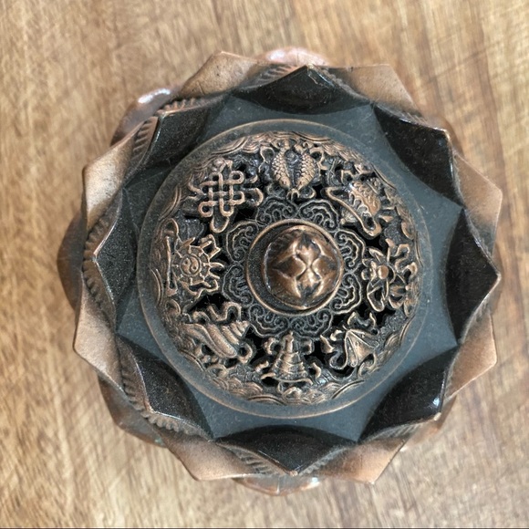 Cast Lotus Tibetan Incense/Candle Holder - Picture 10 of 14